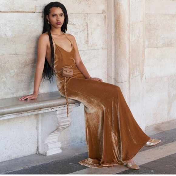 Reformation Rimini Velvet Dress Gold New with Tags! - Picture 5 of 11